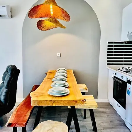 Apartment Infinity